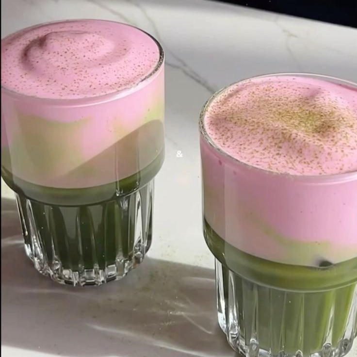 Strawberry-matcha