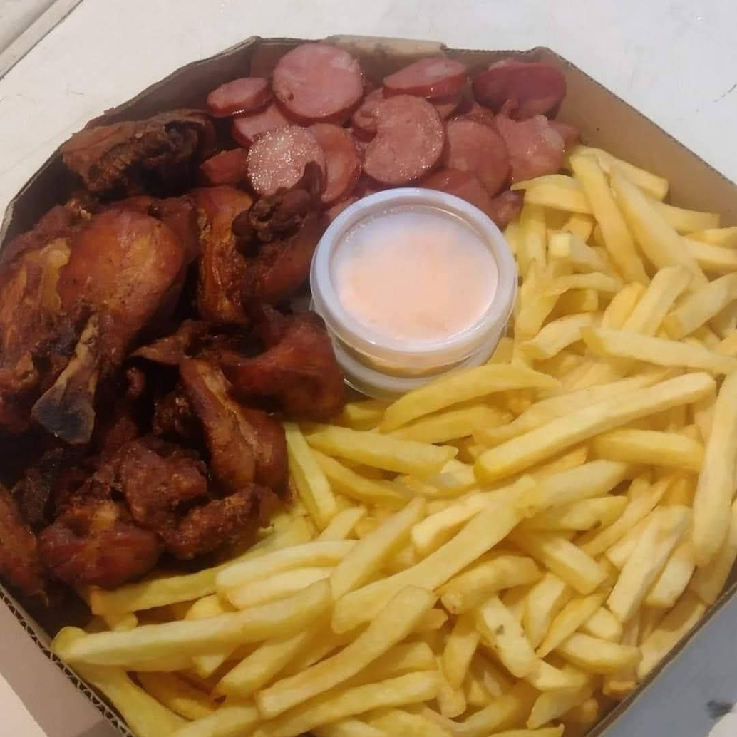 1kl de frango a passarinho 600 batata g 200 g calabresa