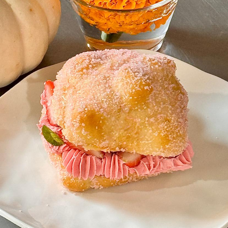 Pan Del Muerto De Fresa Premium
