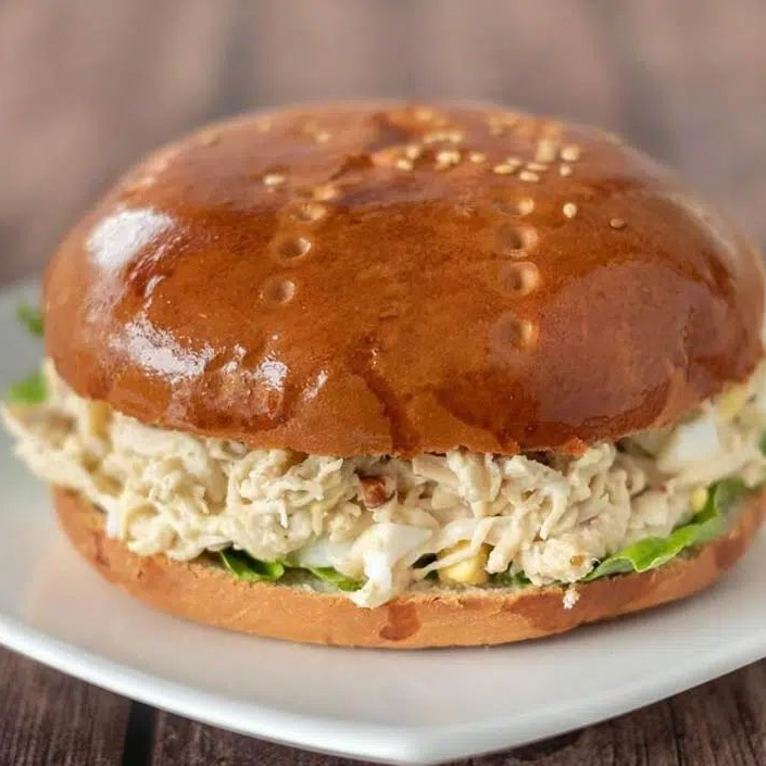 Sándwich de Pollo Deshilachado