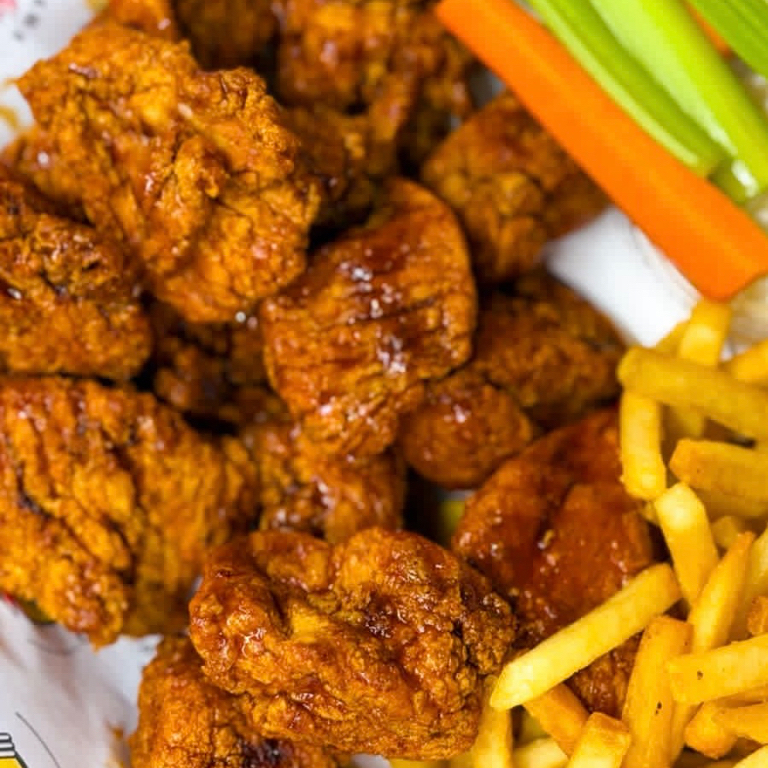 Boneless Personales con bebida