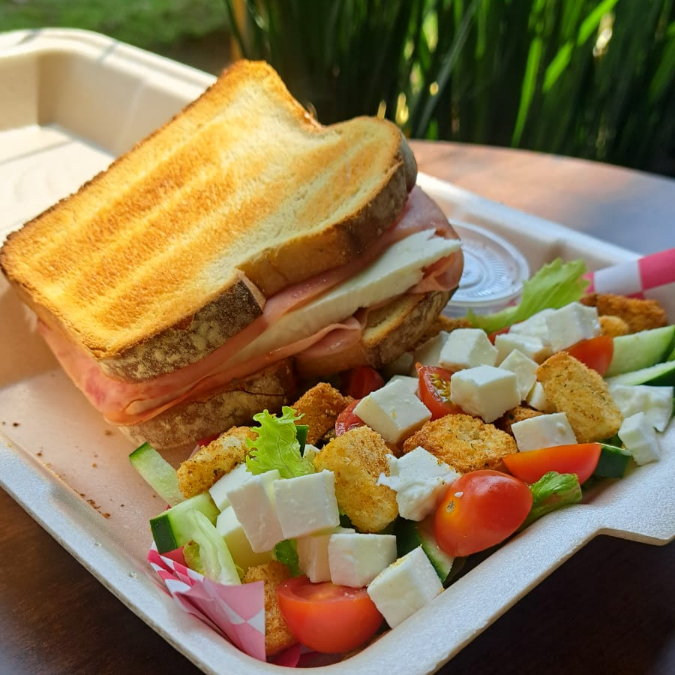 Sándwich de Pavo con Panela