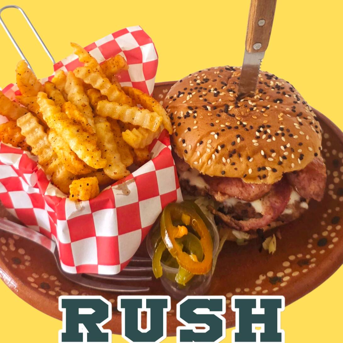 Hamburguesa Tocinera Con Papas