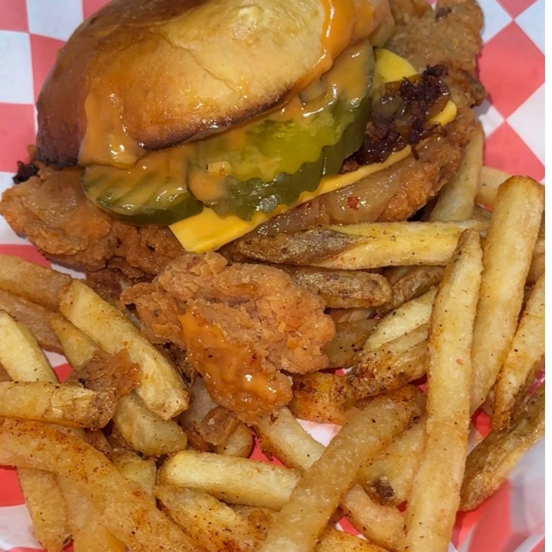 Hamburguesa Chicken + Papas