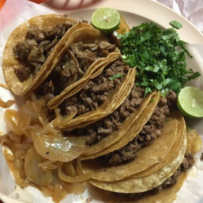 TACOS DE BISTEC