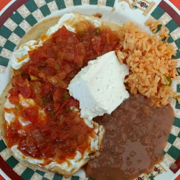 HUEVOS RANCHEROS