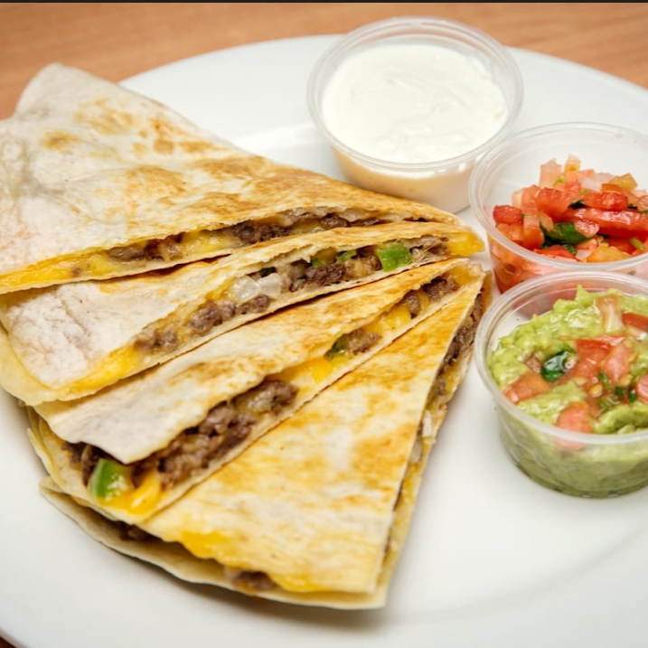 Quesadillas con Carne Enchilada
