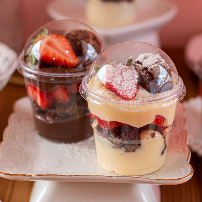 Aproveite nossa promoção e experimente duas deliciosas opções de sabores por um preço incrível! Não perca essa oportunidade imperdível! A sua dose da felicidade está aqui