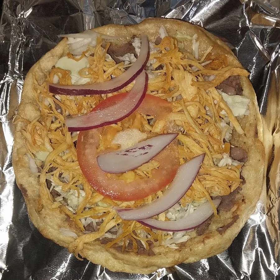Sopes de pollo