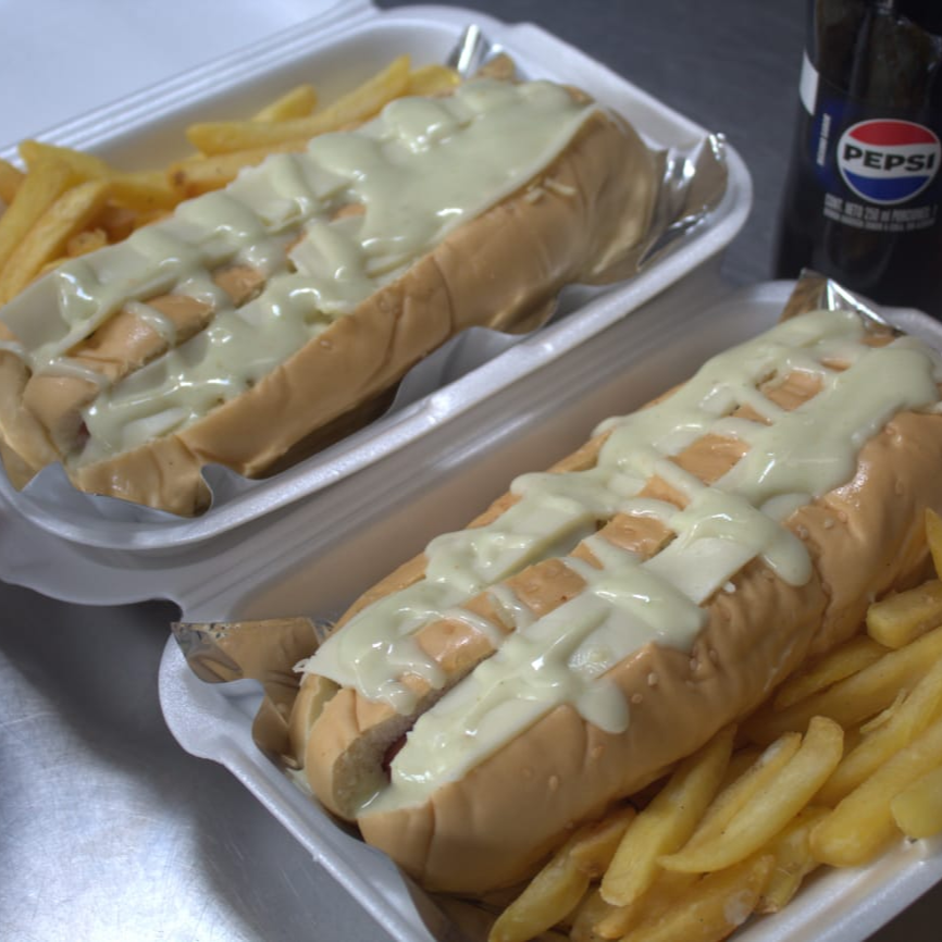 2 Perro Gemelo + 2 Papa + 2 Gaseosa