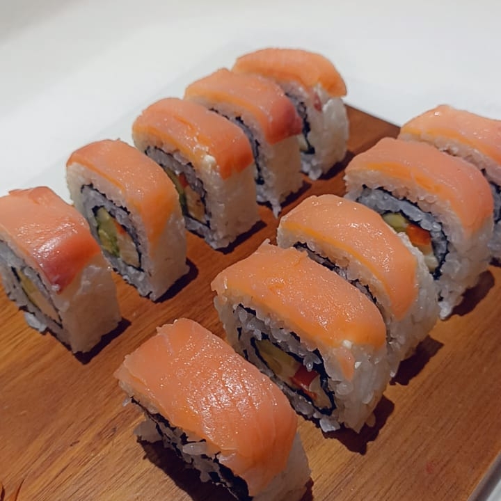 Salmoncito Roll