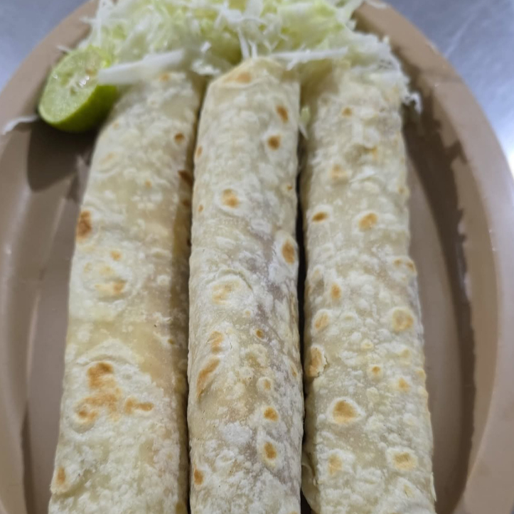 FLAUTA DE SALSA VERDE