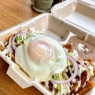 Chilaquiles Rojos Con Huevo