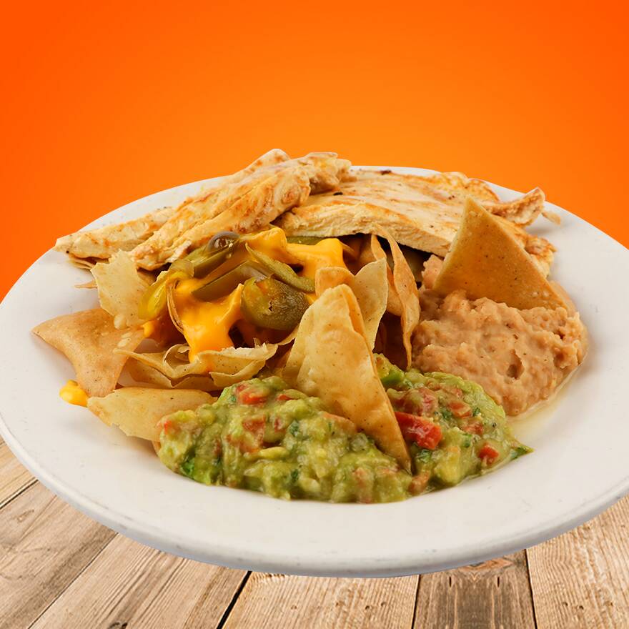 Nachos Factory con Pollo C