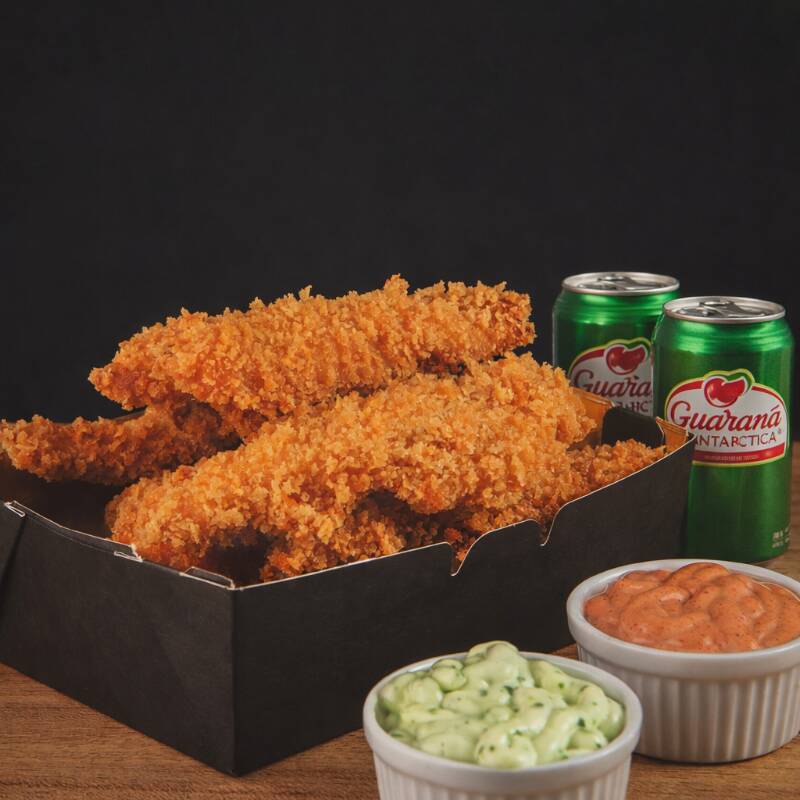 Um combo irresistível, 500g das nossas deliciosas e crocantes tiras de frango + uma porção de 300g de batatinhas da casa bem crocantes. E não pode faltar aquele refri para completar, 2 refrigerantes de lata 350ml.
