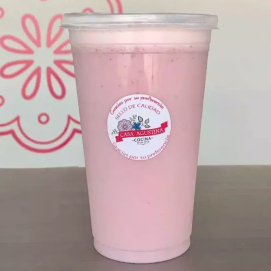 Licuado de fresa (1/2) LT