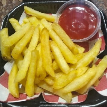 papas fritas chica