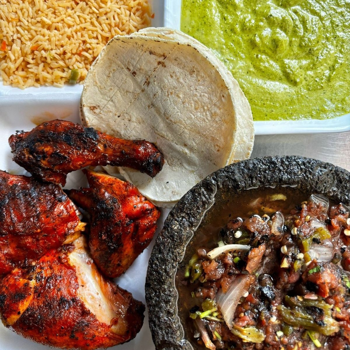 Medio Pollo ( Asado al Carbon)
