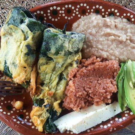 Chile Relleno con Deshebrada