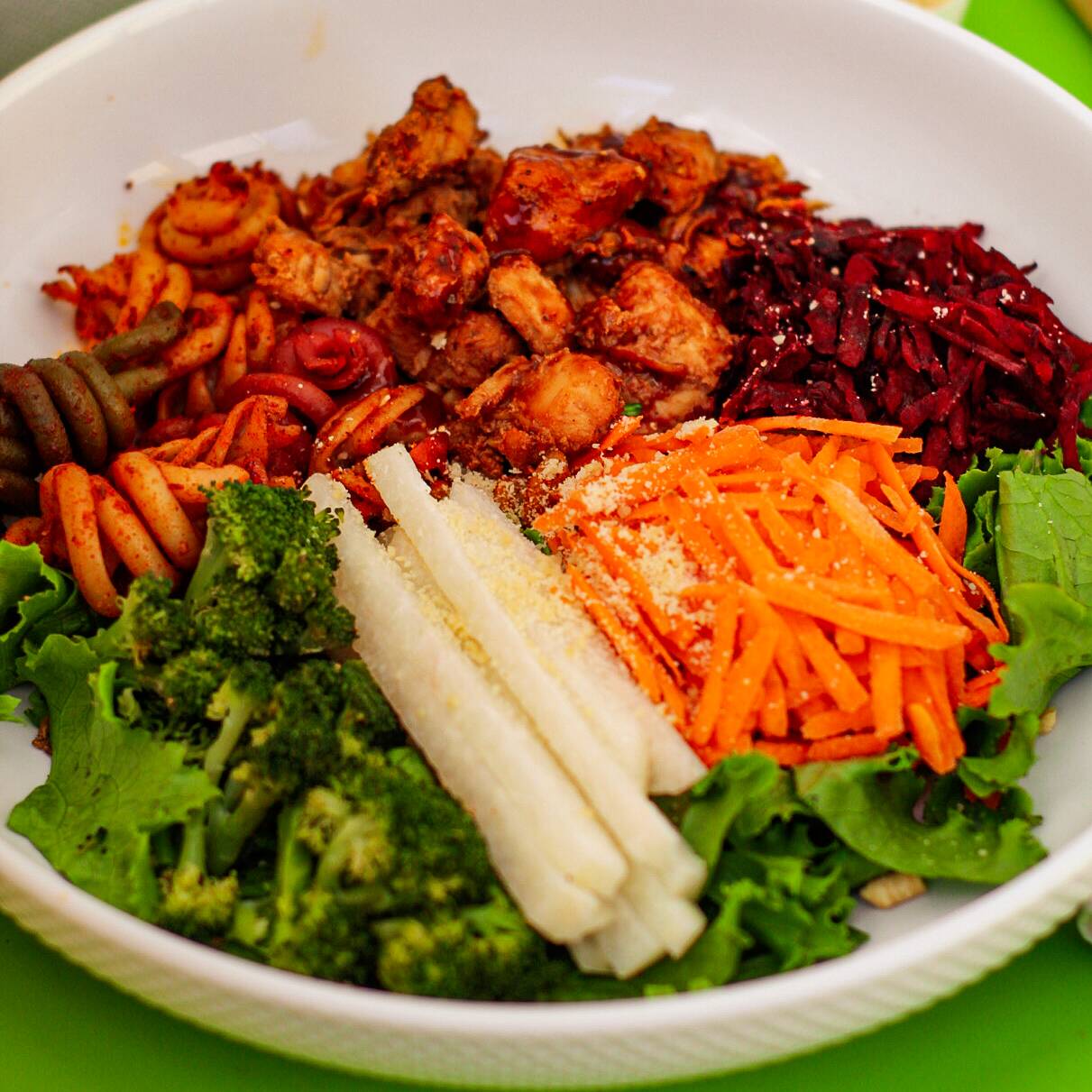Ensalada BBQ con 160gr de pollo