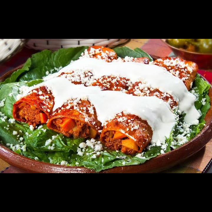 Enchiladas de Cebolla Caramelizada