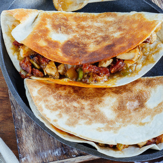 Quesadilla Grande de Harina