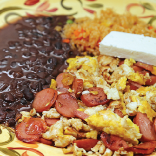 Huevos con Salchicha