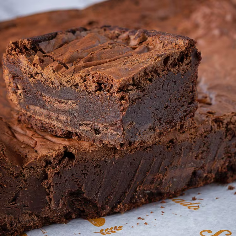 O mais querido da Sagrado!! 100g de Brownie cremoso com generosos pedaços de chocolate belga Callebaut