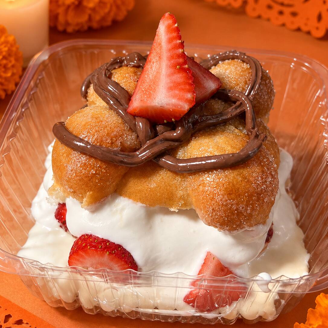 Pan de Muerto Fresas