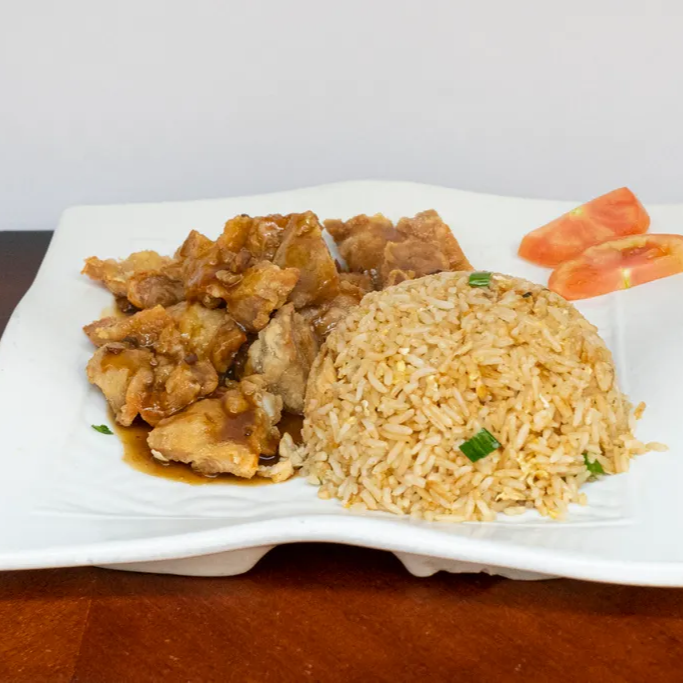 Pollo Chijaukay con Chaufa Menú