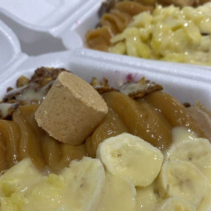 COMPLETO, LEITE EM PO, GRANOLA ,E CONDESADO FRUTA BANANA