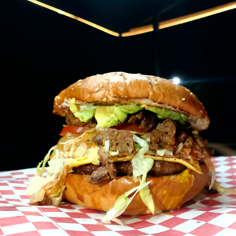 HAMBURGUESA DOBLE CARNE