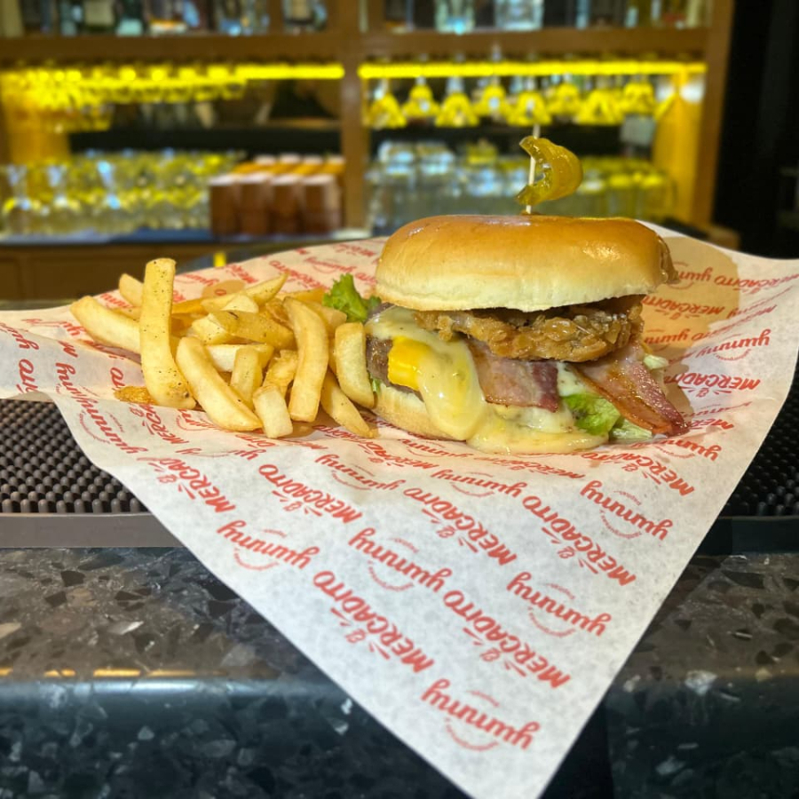 Hamburguesa La Pollona