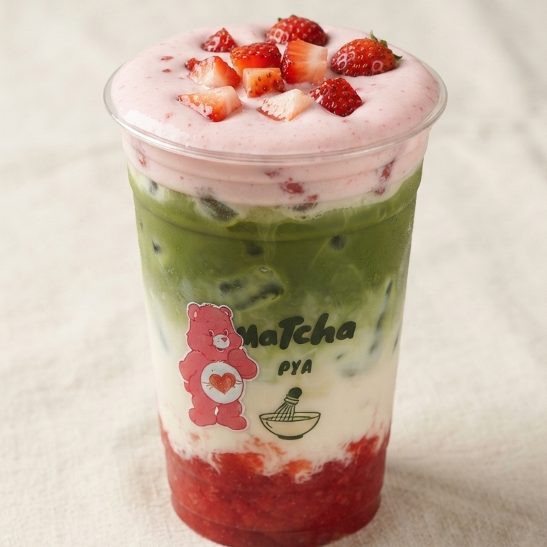 Matcha Fresas con Crema