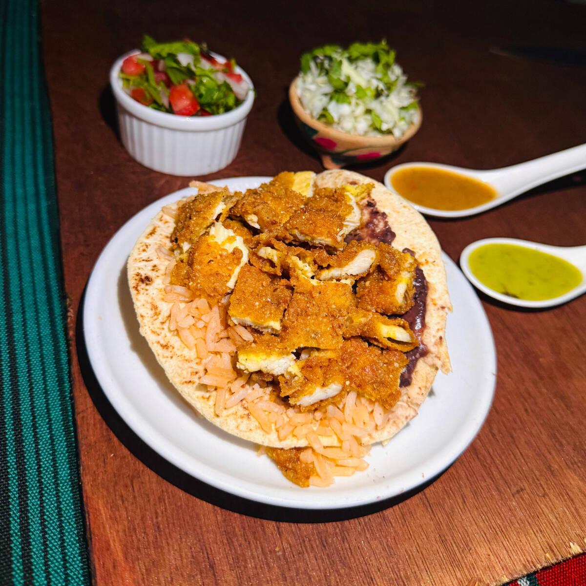 Taco Milanesa de Pollo Empanizada