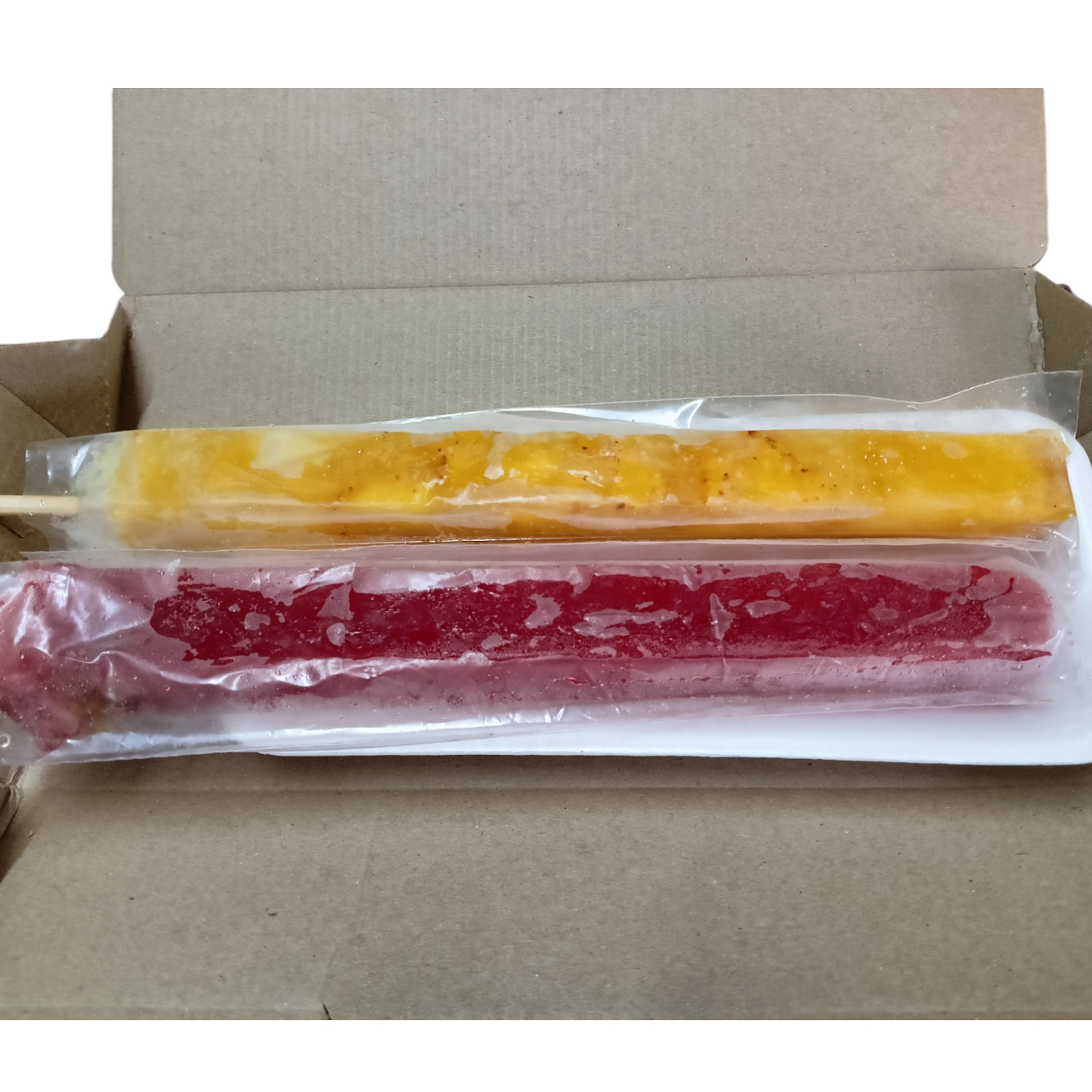 1 maxipaleta de mango