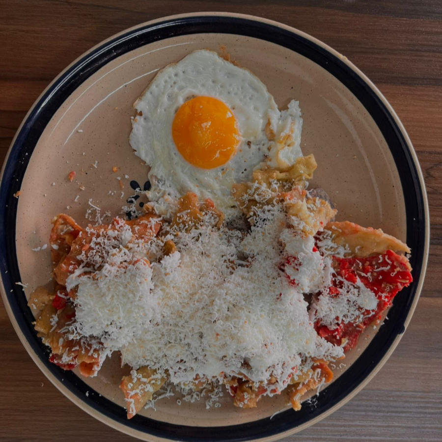 Chilaquiles Con Huevo