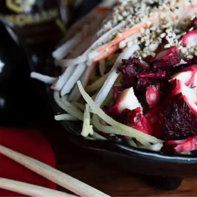 ENSALADA SUNOMONO ESPECIAL