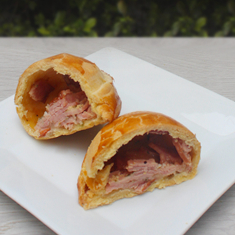 Empanada De Tocino