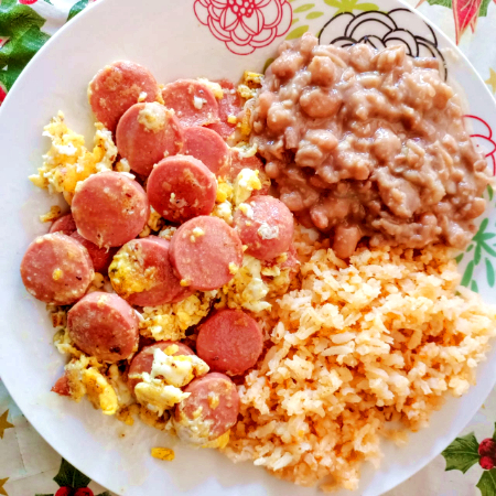 Huevo con Salchicha
