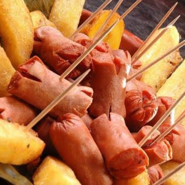 Salchipapas