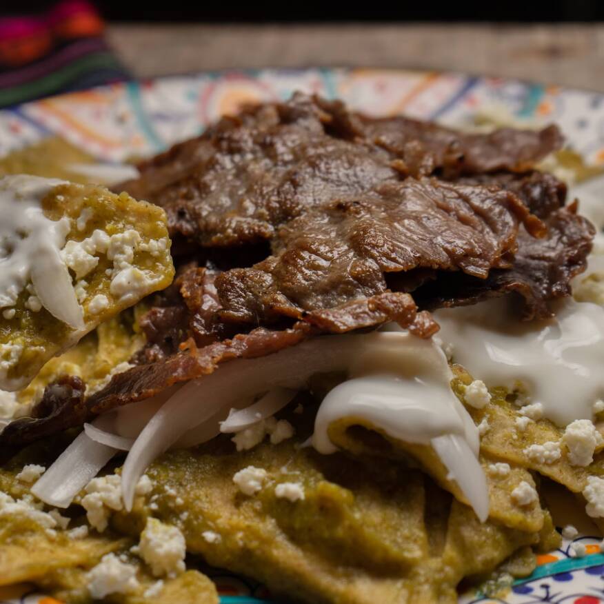 Chilaquiles con Costilla de Res