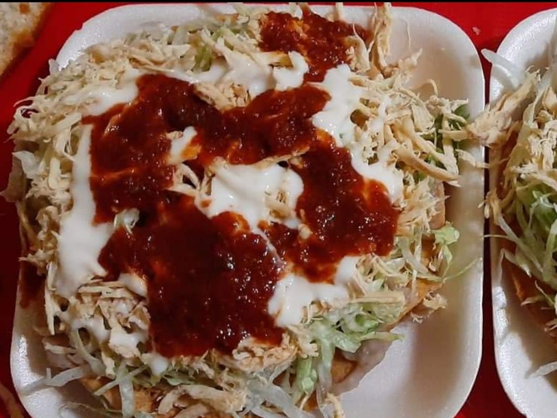 Chilaquiles Tradicionales Rojos