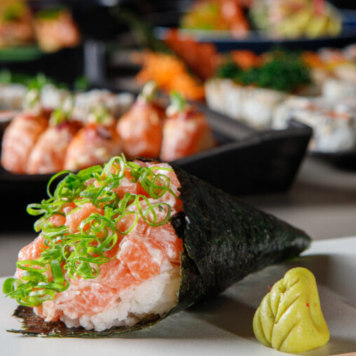RECHEIO DE ARROZ, PATÊ DE SALMÃO COM CREEAM CHEESE E CEBOLINHA.