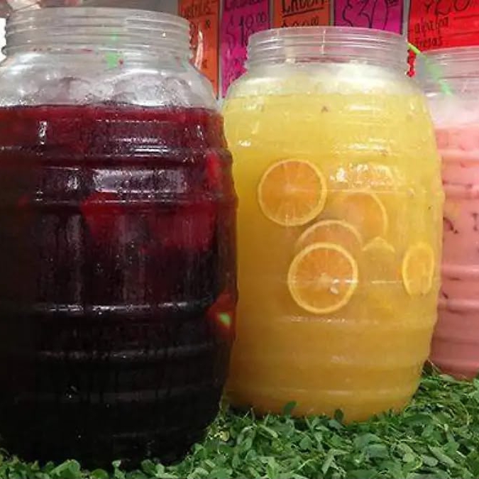 Agua fresca de frutas natural