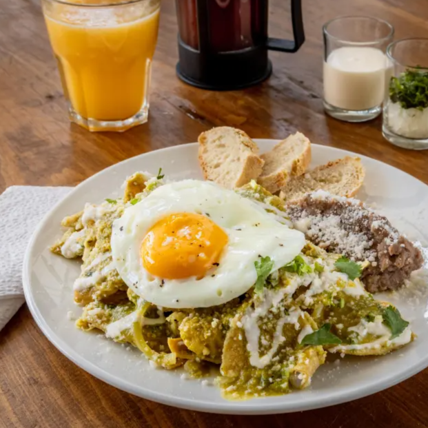 CHILAQUILES