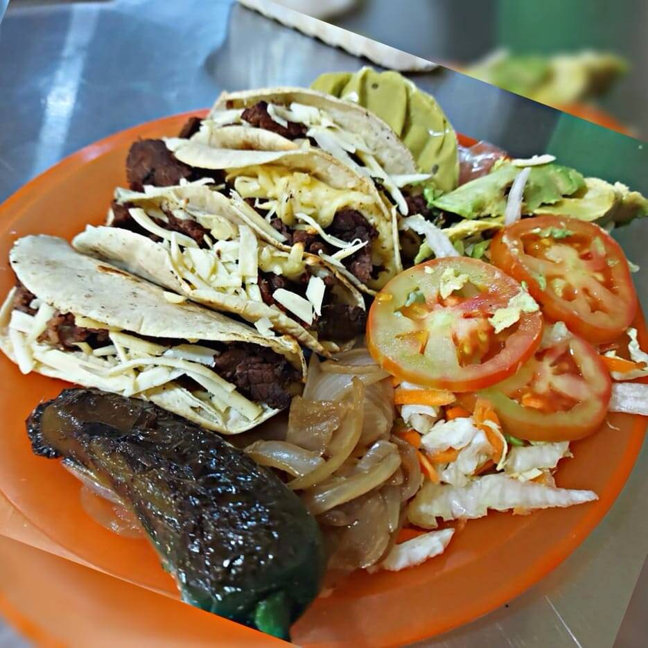 Quesadillas con Carne Asada