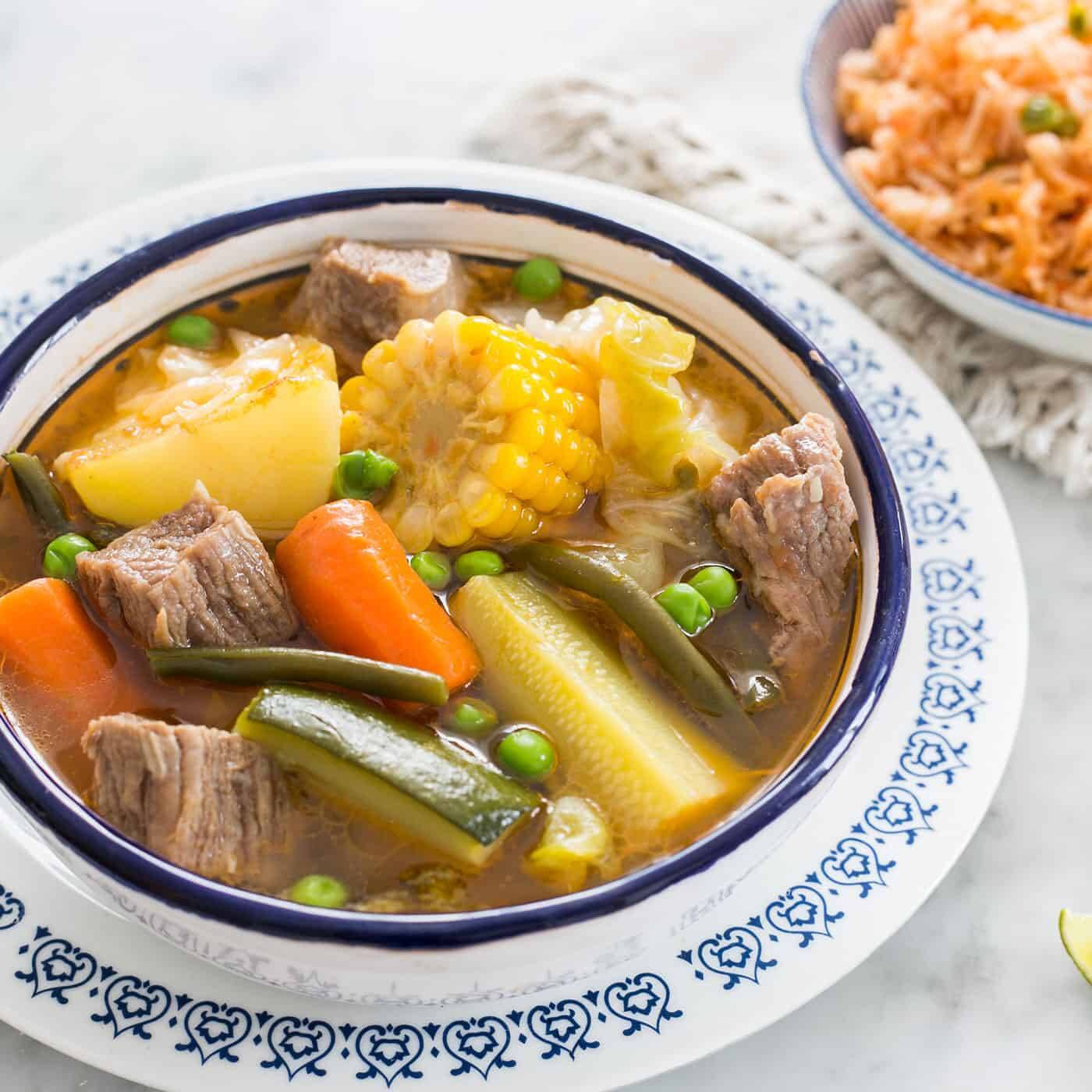 CALDO DE RES