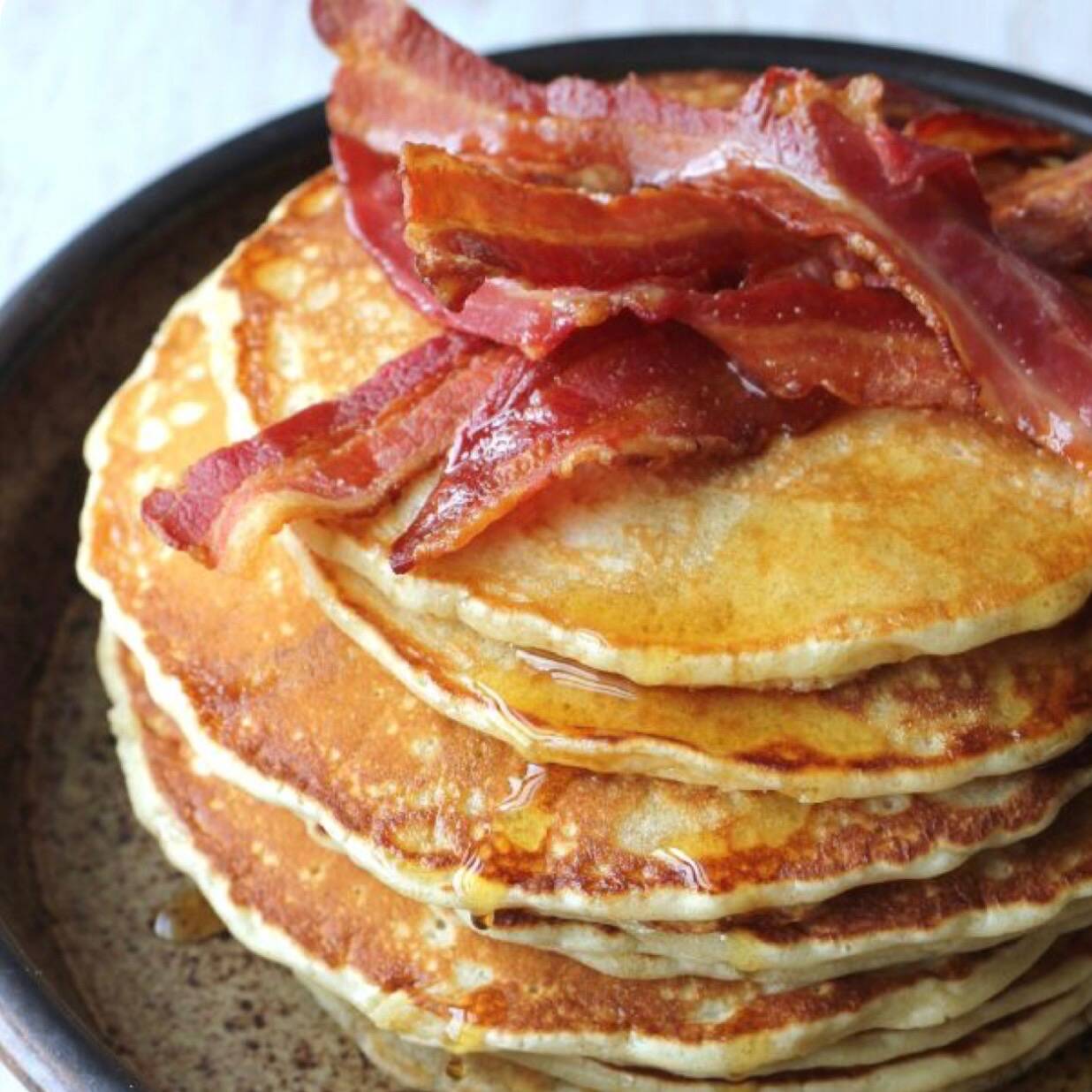 Hotcakes con Tocino