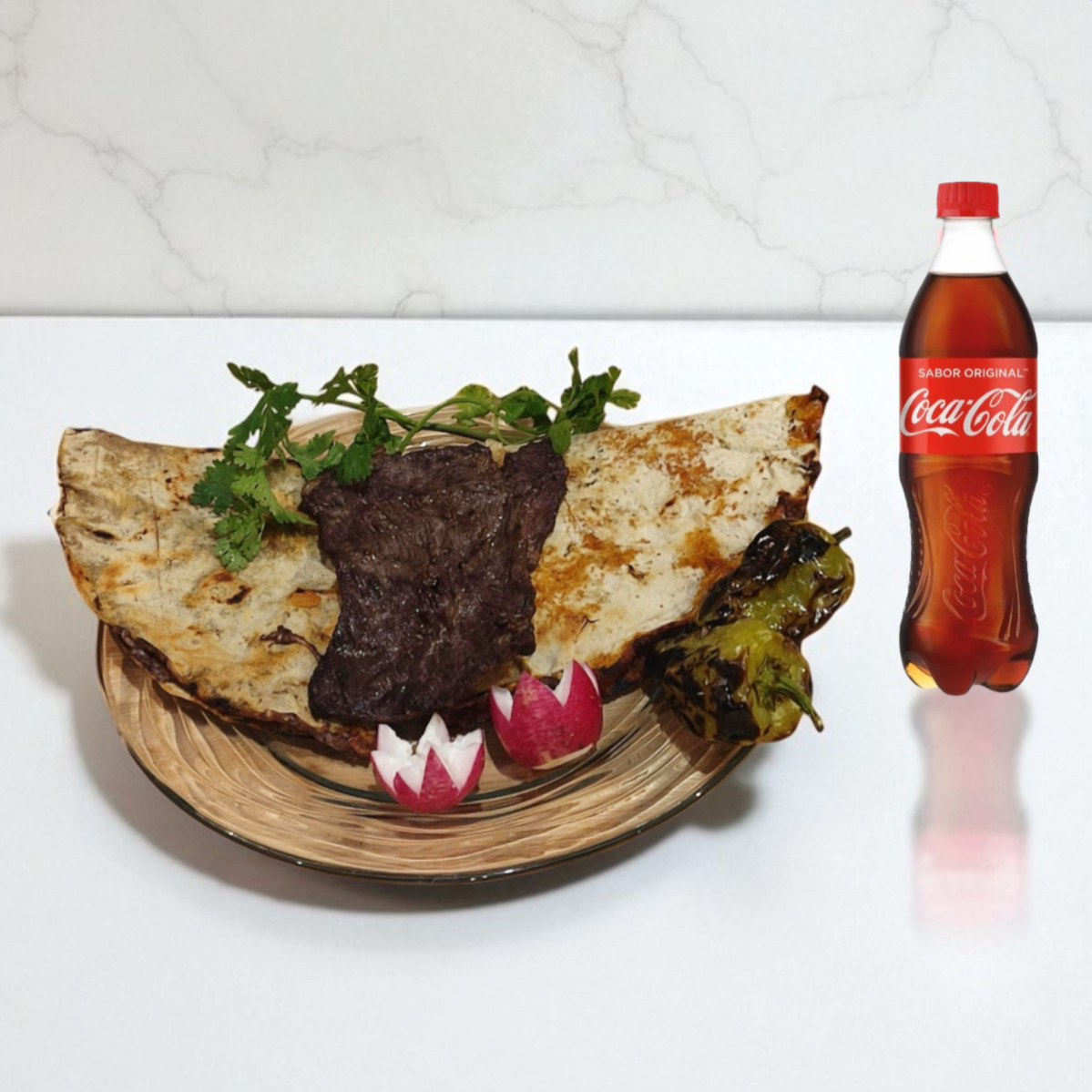 Tlayuda de Tasajo + Coca Cola 600 Ml